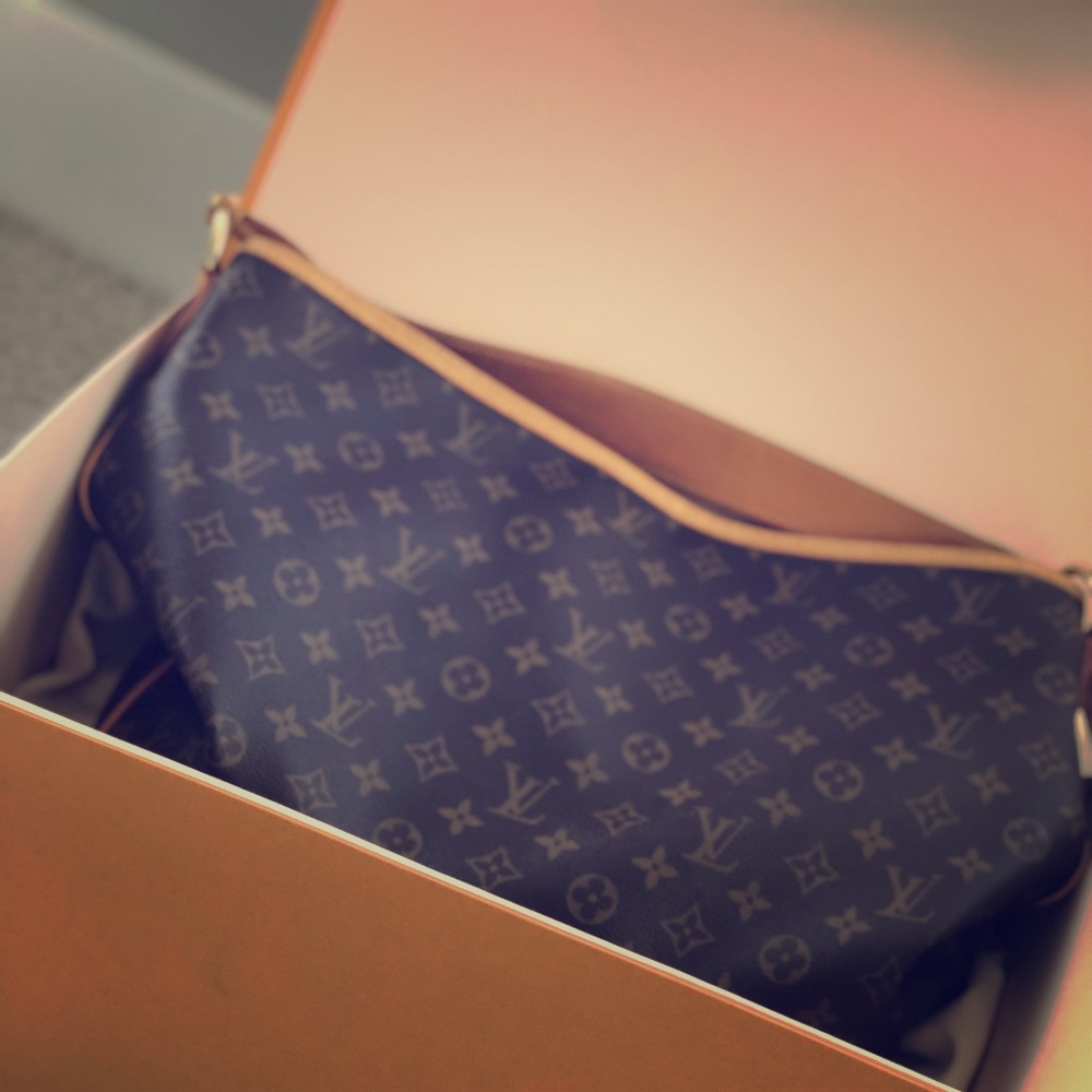 100% Authentic Louis Vuitton Delightful MM Tote